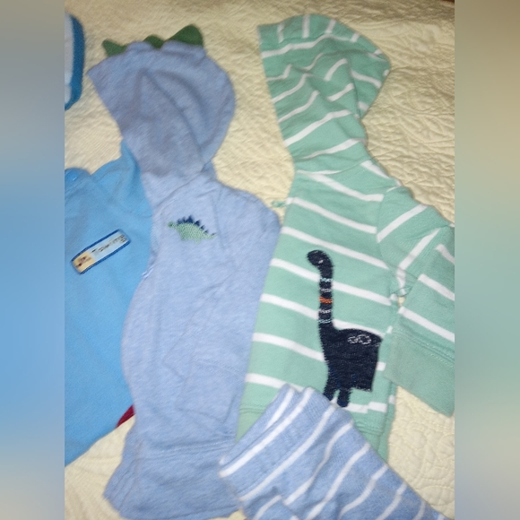 Baby Boy Bundle of clothes! NB, 0-3 mos. Variety of pieces, 24 pcs total. - Picture 3 of 10